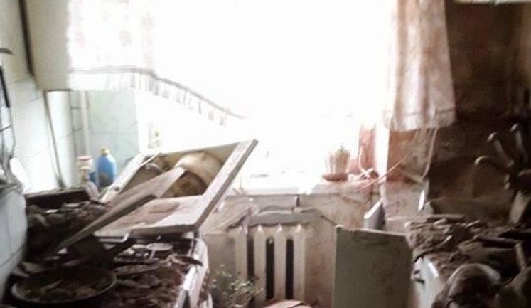 Donetsk Residential Neighborhood Shelled by Artillery. There Are Civilians Casualties. PHOTOS