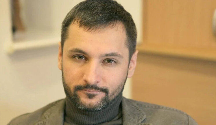 Директор и художественный руководитель Молодого театра Билоус вернулся на должность после отстранения из-за обвинений в сексуальных домогательствах, - СМИ