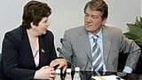 Ющенко приостановил действие распоряжения Кабмина об отстранении Семенюк