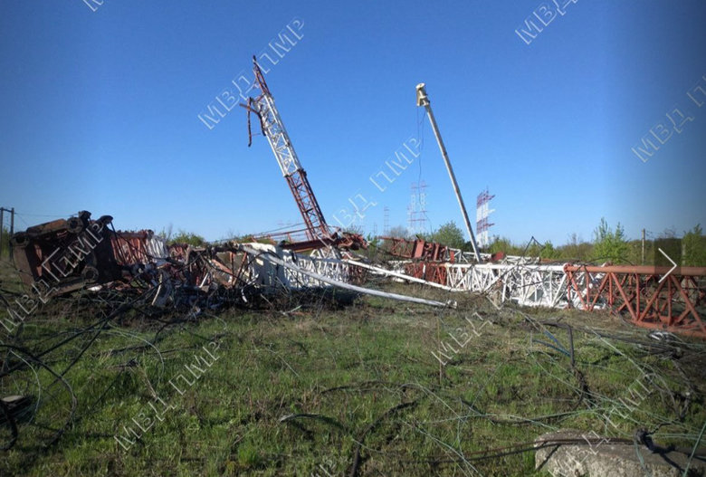 Two antennas of Transdniestrias TV and radio center blown up 02