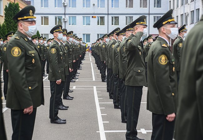 В Академии Национальной гвардии Украины состоялся выпуск лейтенантов 02