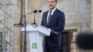 Государство увеличивает минимальную зарплату, чтобы у людей выросли доходы, - Зеленский