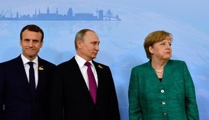 Меркель не видит оснований для обсуждения частичной отмены санкций против России