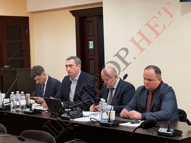 Chernyshov at a HACC meeting