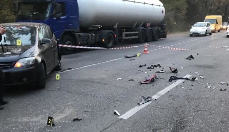 У ДТП на Гостомельському шосе під Києвом загинула мотоциклістка, - Нацполіція. ФОТО