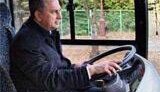 Во Львове Колесников, отметил свой день рождения, сел за руль автобуса и врезался в машину ГАИ