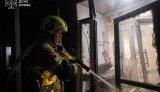 У Києві БпЛА влучив у будівлю школи: сталося загоряння, діти перебували в укритті