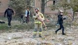 Three-year-old Zlata, who was carried out from under rubble in Pryluky by rescuer, is in hospital: her grandmother and uncle were killed