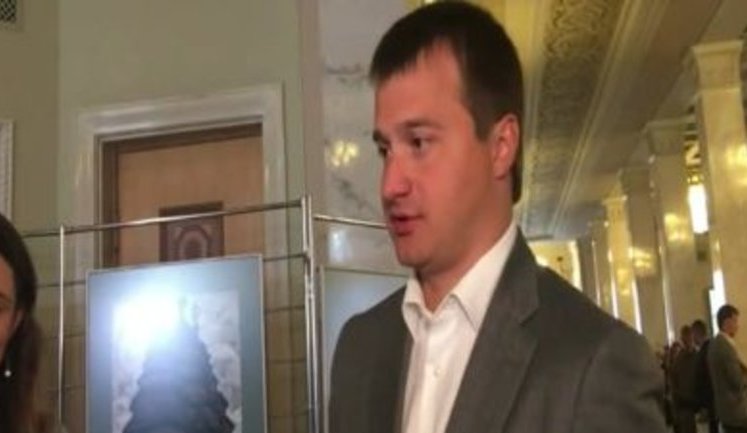 В голосовании решения за изменение количества членов ЦИК были процедурные нарушения, но консолидированная позиция ВР дает возможность его "юридически отстоять", - Березенко. ВИДЕО