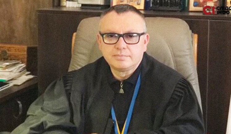 Суддя з Білгорода-Дністровського Боярський, який допомагав ухилянтам, отримав умовний термін та штрафи