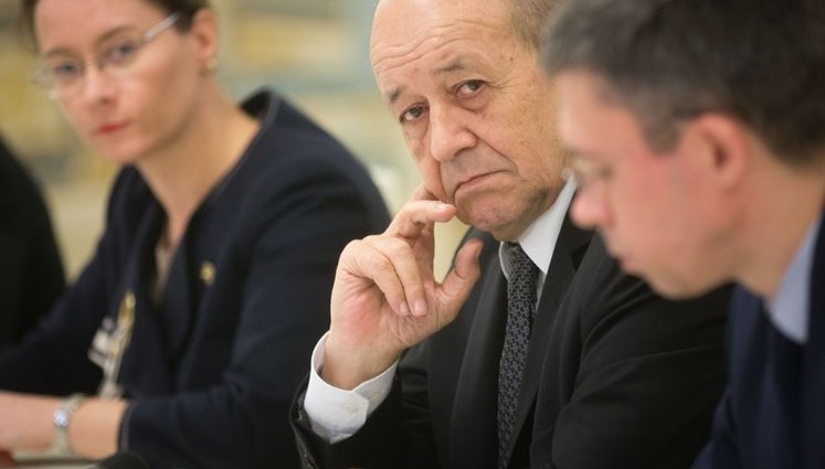 Зеленский в ближайшее время планирует посетить Париж, - глава МИД Франции Дриан