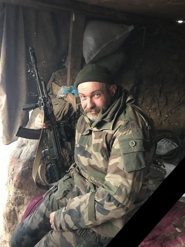 Серед убитих унаслідок стрілянини на Житомирщині - воїн бригади швидкого реагування Нацгвардії Віталій Вульчин: він недавно повернувся з фронту 01 Серед убитих унаслідок стрілянини на Житомирщині - воїн бригади швидкого реагування Нацгвардії Віталій Вульчин: він недавно повернувся з фронту 01