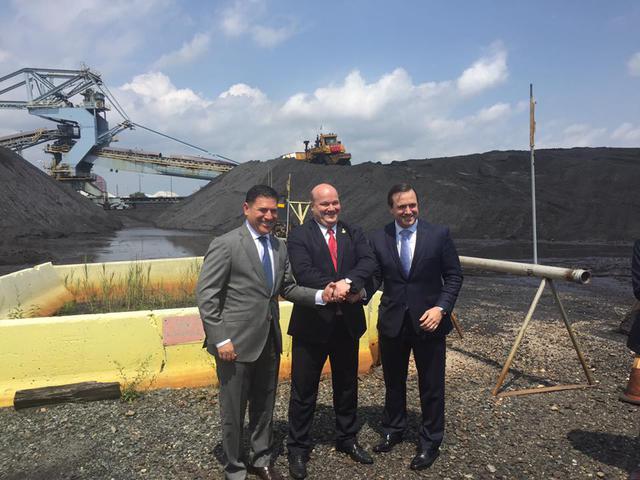 First batch of American coal sent to Ukraine 01 First batch of American coal sent to Ukraine 01