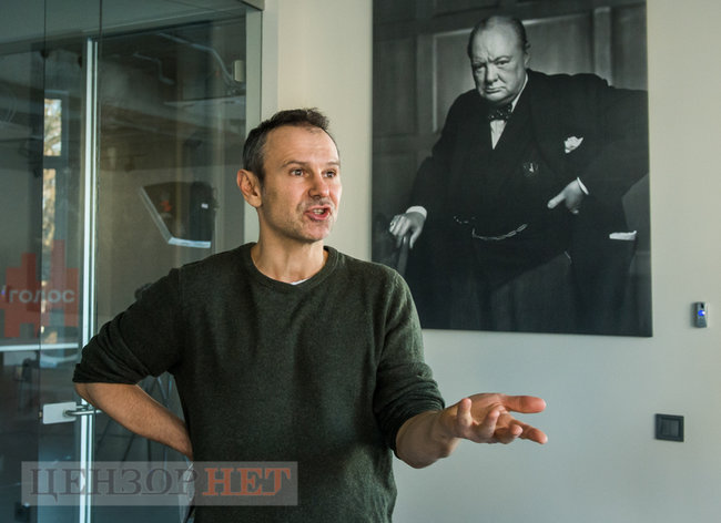 Святослав Вакарчук: Я спілкуюсь із президентом. Тема Донбасу і Криму займає 80% наших розмов 14 Святослав Вакарчук: Я спілкуюсь із президентом. Тема Донбасу і Криму займає 80% наших розмов 14