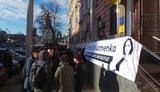 "Недостатньо доказів - звільняй", - активисты пикетируют Печерский райсуд с требованием освобождения Кузьменко. ВИДЕО+ФОТОрепортаж