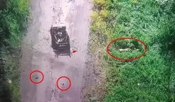 український безпілотник таранить ворожий бпла