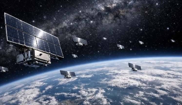 Супутники Starlink за рік здійснили 150 тисяч маневрів для уникнення зіткнень: головна небезпека ‒ китайські апарати та космічне сміття