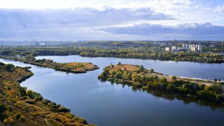 Правоохоронці затримали директора столичного "Гідропарку". Він вимагав хабар за дозвіл на каруселі