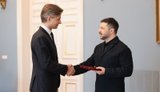 Зеленский вручил Будрису орден За заслуги