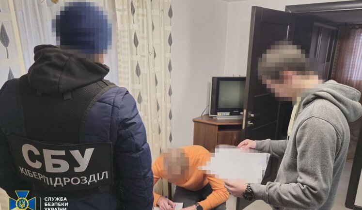 They guided Russian missiles at airfields and air defences in three regions: SSU detains spotters. PHOTOS