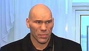 Валуев отказывается боксировать с Виталием Кличко из-за денег. ВИДЕО.