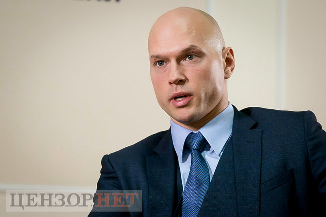 Завдання тролів - ініціювати інфохвилю, до якої масово приєднаються реальні користувачі, яких професійним жаргоном росіяни називають гарматним м’ясом, - Ілля Вітюк, начальник управління, департамент кібербезпеки СБУ 01
