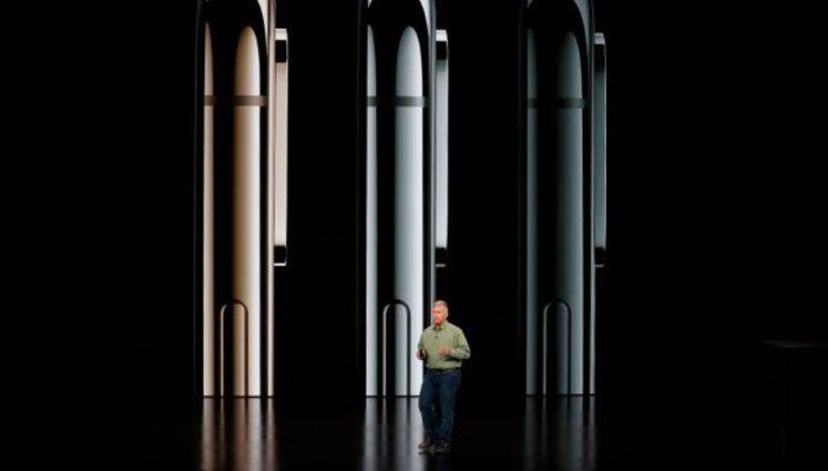 Акции Apple упали после презентации новых iPhone. ВИДЕО+ФОТО