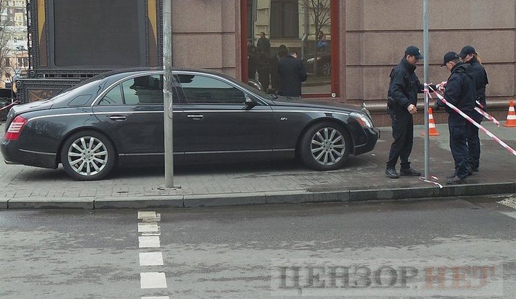 Experts complete examination of Voronenkov murder scene. VIDEO+PHOTOS