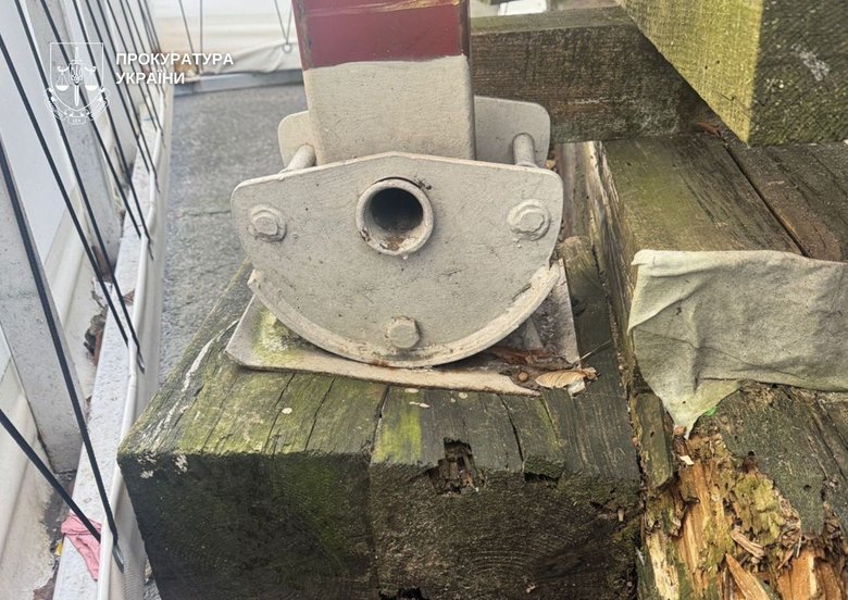 Колесо обозрения на Подоле просят закрыть: есть опасность