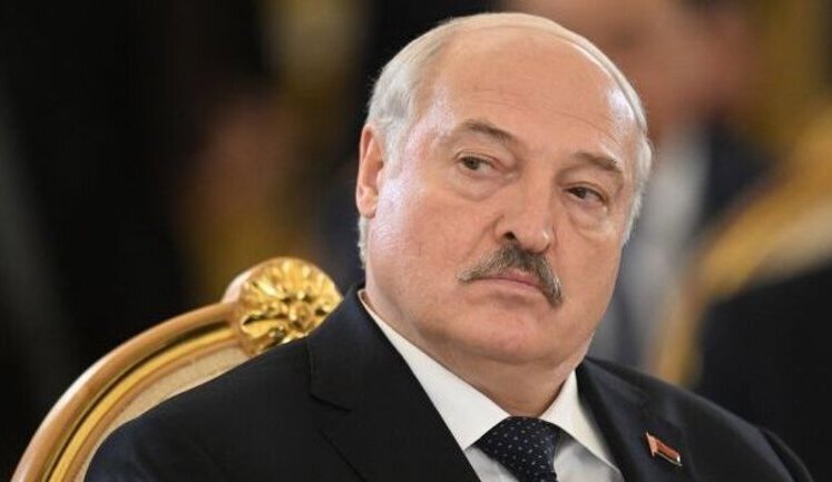 Подарунок від Трампа для Лукашенка: США зняли санкції з авіакомпанії "Бєлавіа", – "Белта"