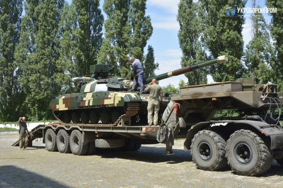 Два модернізовані танки Булат передано ЗСУ, - Укроборонпром 01