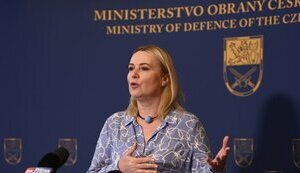 Чехія не відправлятиме інструкторів в Україну, але може підготувати 4 тисячі бійців ЗСУ на своїй території, - глава Міноборони Чернохова