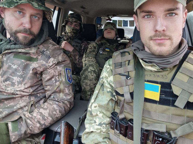 Тарас Ратушний: Війна не закінчиться у майбутньому, доступному нашим онукам. Вона може тимчасово відступити 04 Тарас Ратушний: Війна не закінчиться у майбутньому, доступному нашим онукам. Вона може тимчасово відступити 04