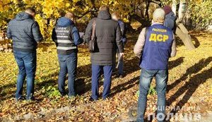 Голова сільради на Чернігівщині упіймався на хабарі 1 тис. дол., - Нацполіція. ФОТО