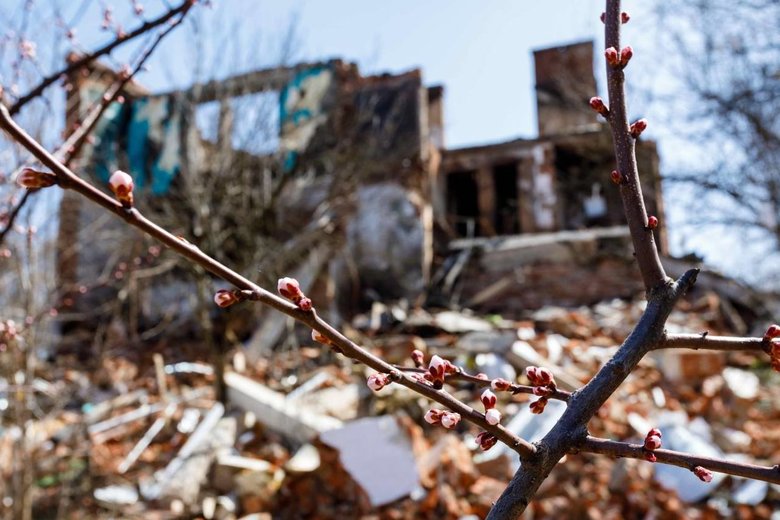 Село Рогань на Харківщині звільнене від російських окупантів та повертається до життя, - ОВА 08 Село Рогань на Харківщині звільнене від російських окупантів та повертається до життя, - ОВА 08