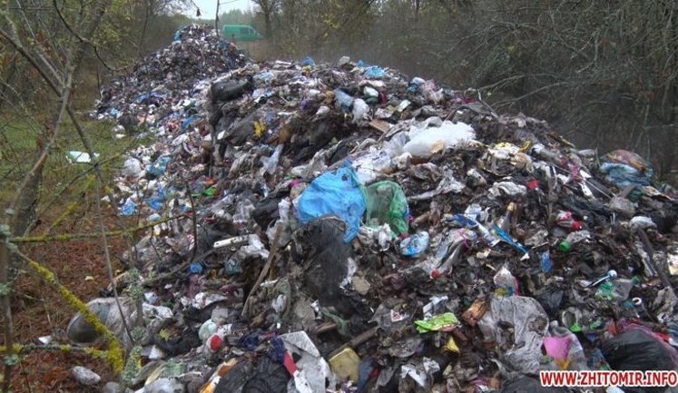 Garbage disposal crisis in Lviv: "This is revenge for city's firm stance"