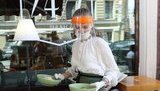 С 24 февраля общепиты смогут работать на час дольше, болельщикам разрешили посещать спортивные мероприятия, но с ограничениями, - решение Кабмина