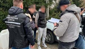 Man detained for smuggling draft evaders abroad for $4,000 in Volyn region – SBGS. PHOTOS