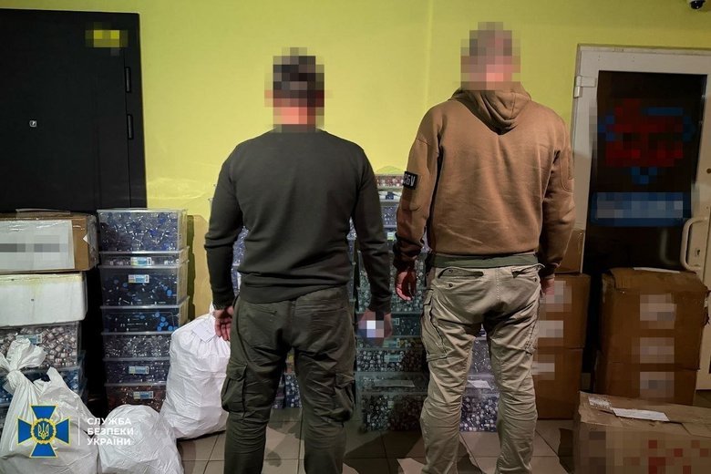 They were producing counterfeit slimming medicines