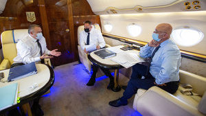 Украина в Париже подтвердила, что может изменить постановление о выборах на Донбассе