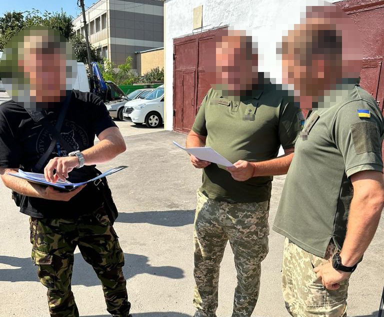 Нацполіція проводить понад 200 обшуків у ТЦК та медзакладах в рамках відпрацювання схем ухилення від призову 03