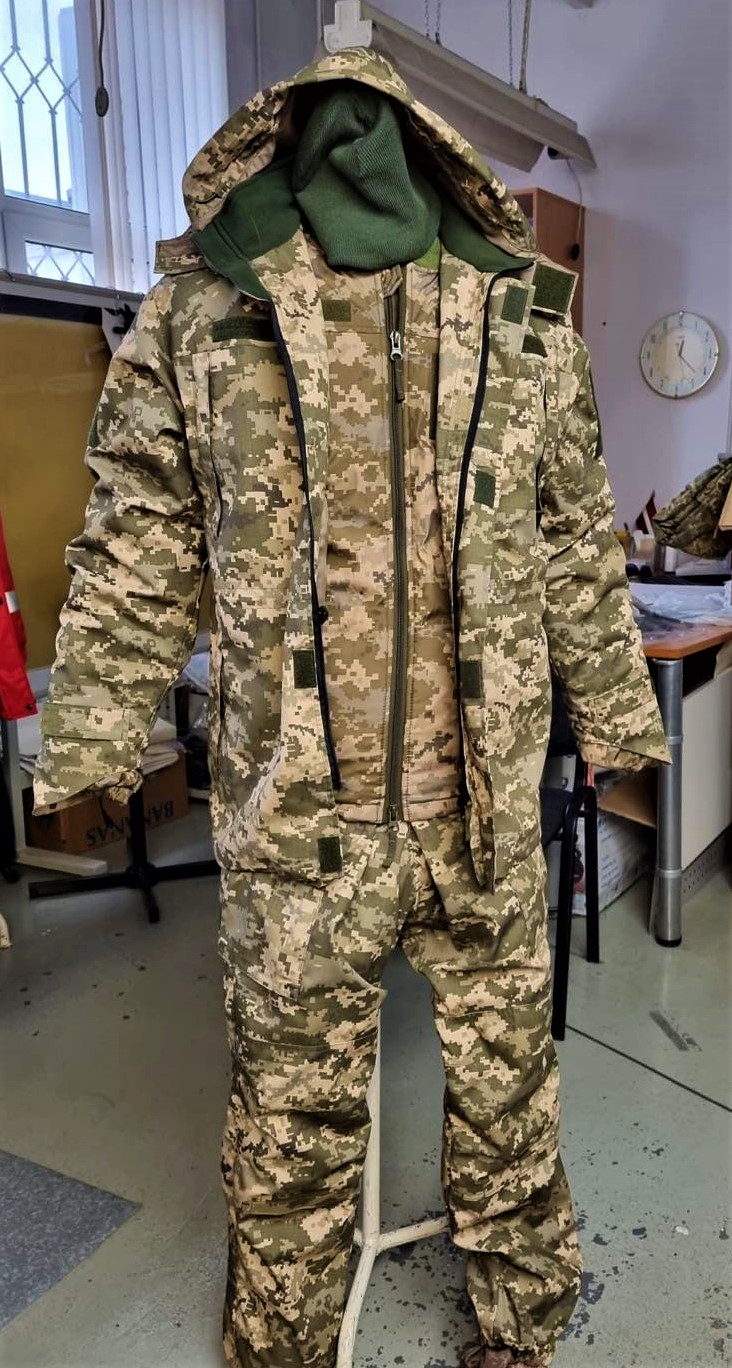 Зимнюю форму для украинских военных начали шить в Латвии 05 Зимнюю форму для украинских военных начали шить в Латвии 05