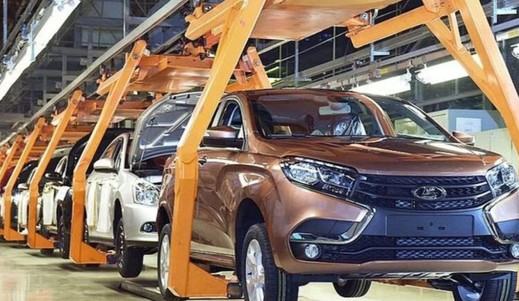 Санкції працюють: "АвтоВАЗ" не зміг запустити серійне виробництво нових "Жигулів" через брак запчастин