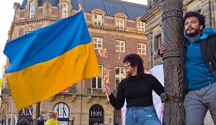 Кількість українських біженців у ЄС збільшилась на 25 тисяч за місяць, частка чоловіків зростає, – Євростат. ІНФОГРАФІКА