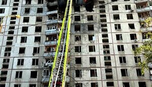 Багатоповерхівка у Харкові, по якій вдарили росіяни