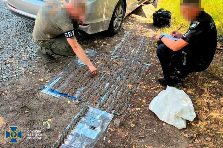 Weapons, RPGs, grenades and explosives: The SBU has blocked five illegal distribution channels