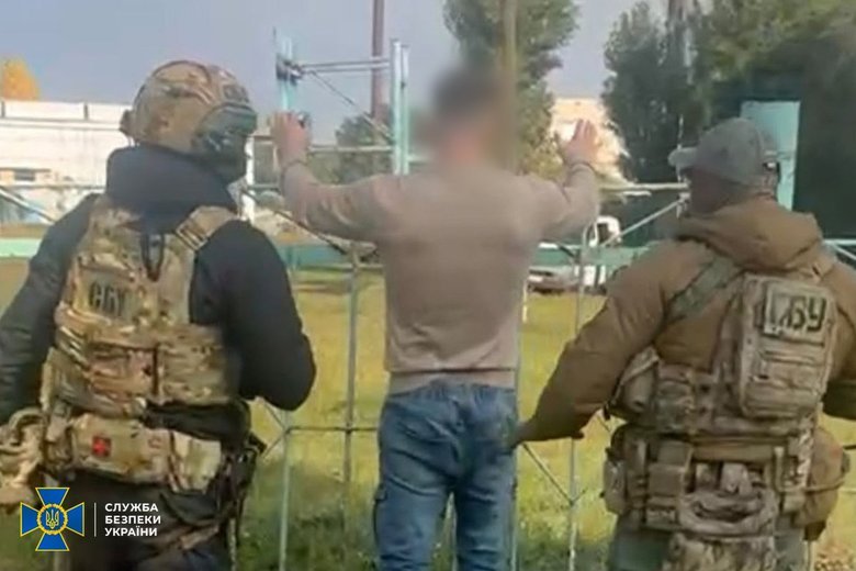 Викрито торговців зброєю