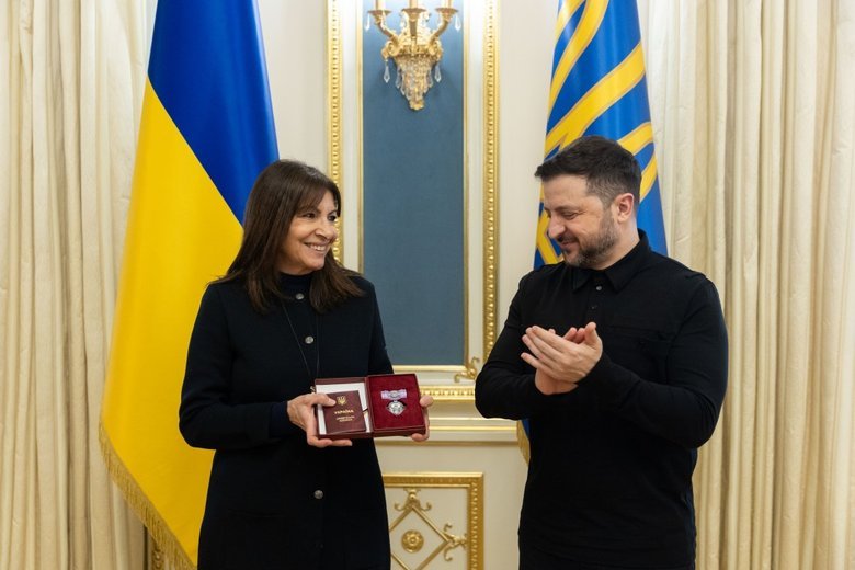 Зеленський зустрівся з очільницею Парижа Ідальго