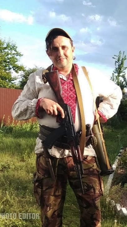 Командир гаубиці Володимир Іванов: Маленька радянська армія під прапором України воює з великою радянською армією під прапором Росії. Ми переможемо, коли створимо українську 01