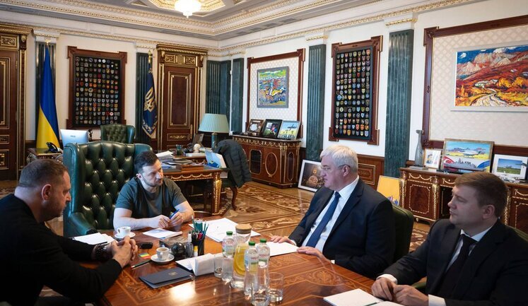 Зеленский заслушал доклады Сибиги и Коваля о визите в Дамаск: Украина поможет Сирии